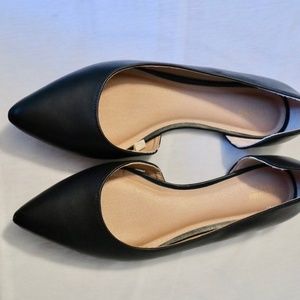 Black Pointed Flats